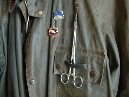 coat / forceps
